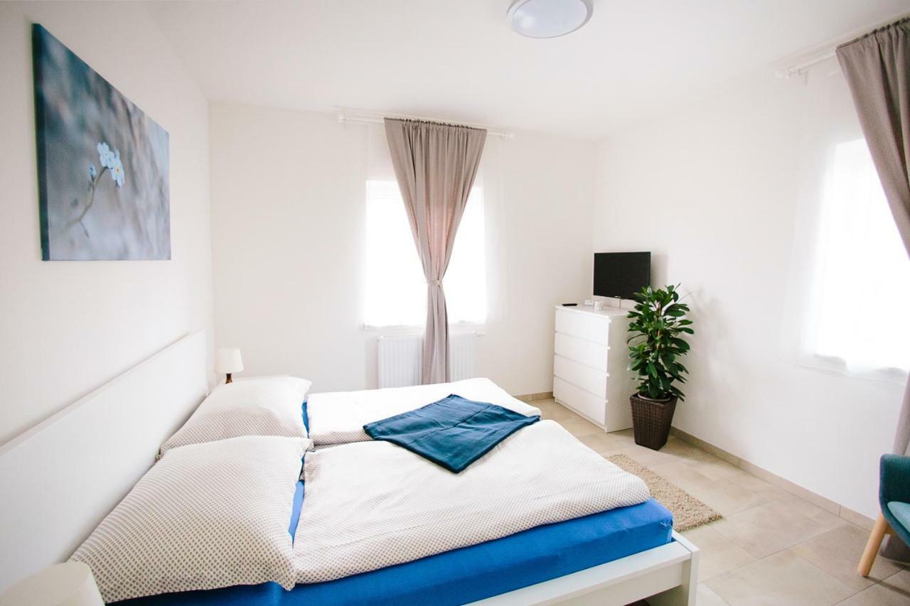 Steira-Studios Ehrenhausen Εξωτερικό φωτογραφία